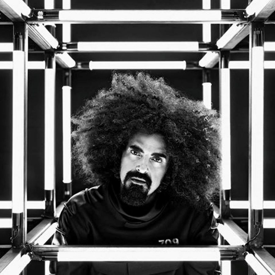 Caparezza torna con l’album della crisi “Prisoner 709”