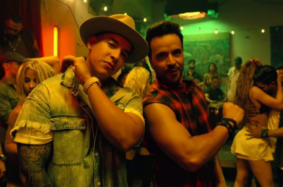 Luis Fonsi sigla un altro record: “Despacito” è Disco di Diamante!
