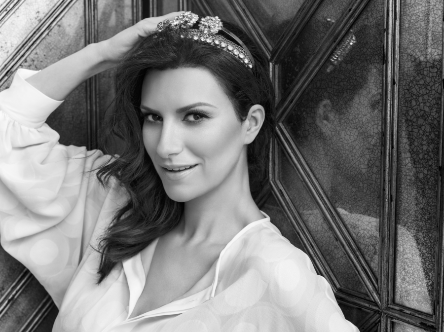 Laura Pausini candidata ai Golden Globes 2021 con “Io sì/Seen”