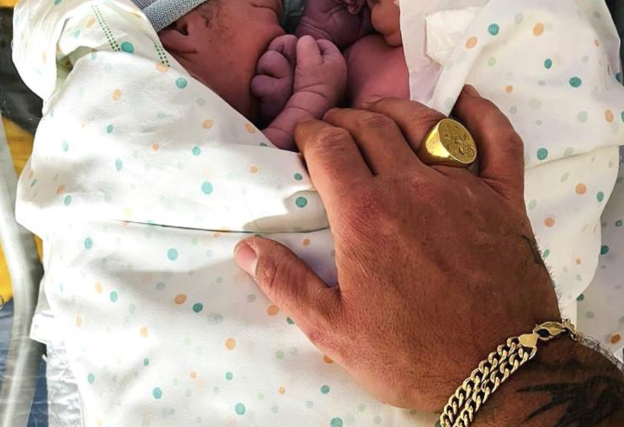Enrico Nigiotti è diventato papà di due gemelli!